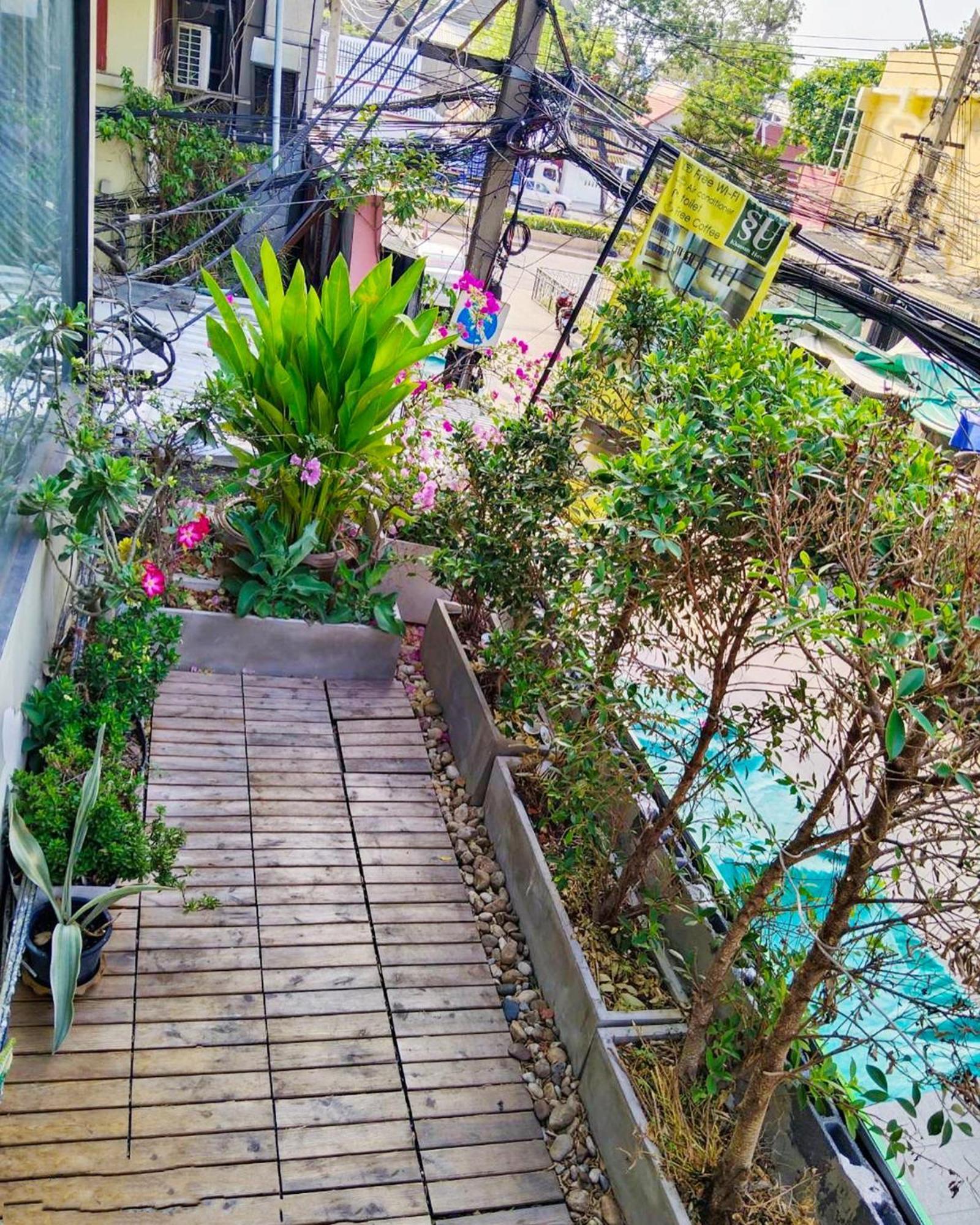 Susu Khaosan Hostel Bangkok Exterior photo